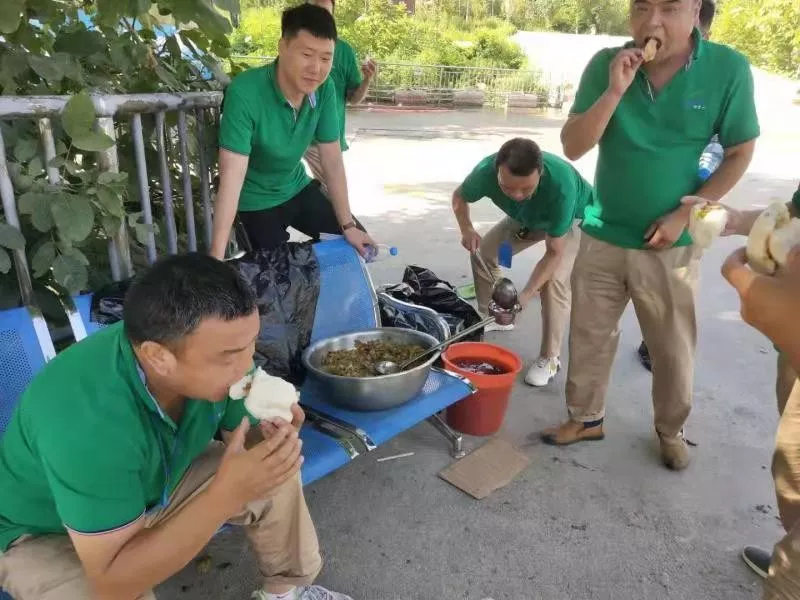 风景背后的风景——白云山人