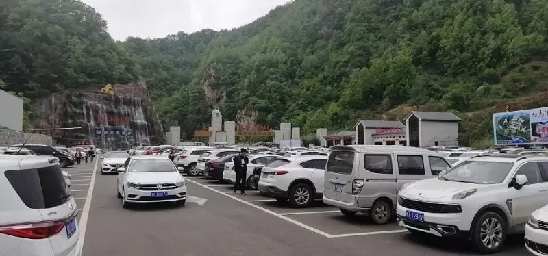 用心服务 我们为栾川旅游添彩！