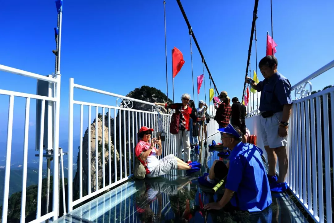 喜迎民族盛会，献礼70华诞—9月1日至16日，洛阳木札岭景区面向全国免门票！