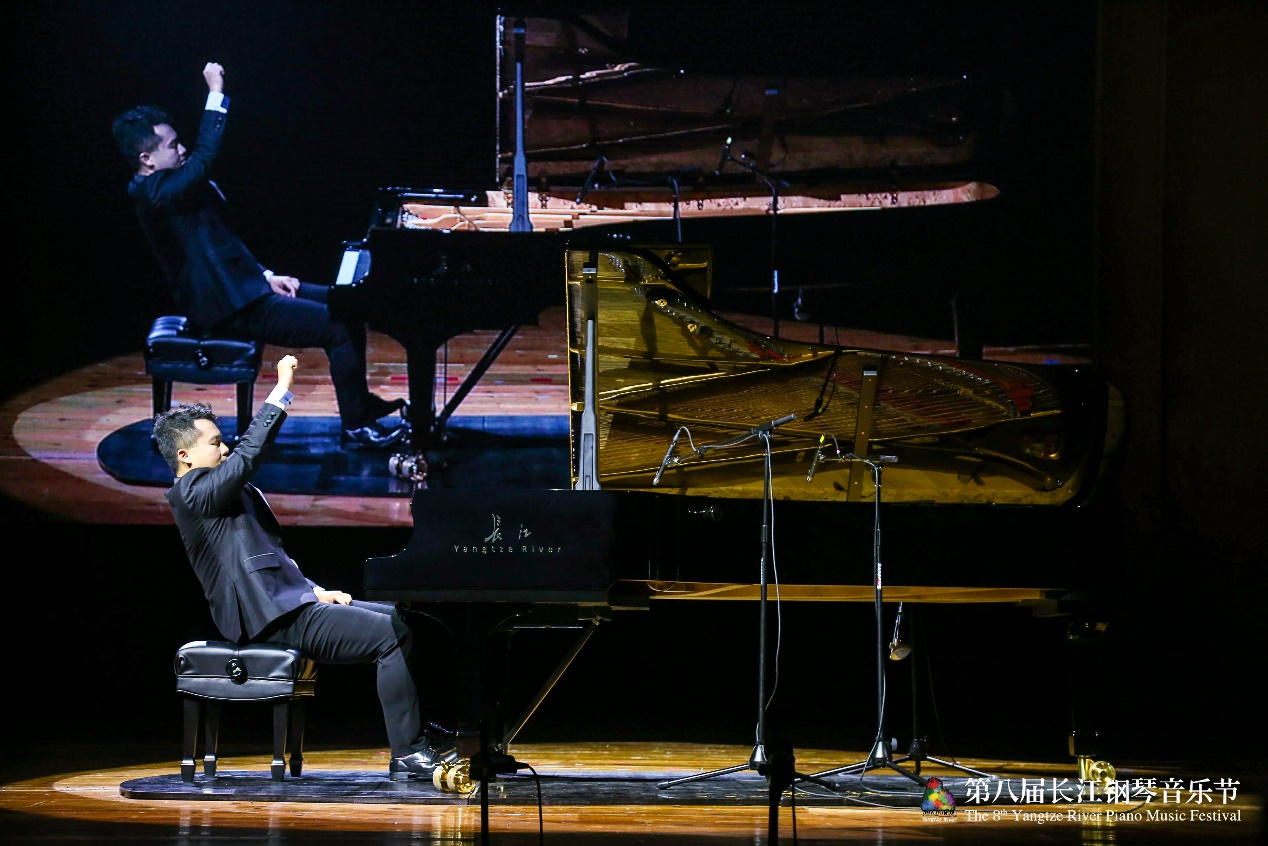 长江钢琴音乐节联袂“琴英”音乐献礼教师节
