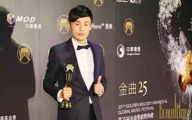 回看李荣浩杨丞琳过往!有趣的灵魂从来不缺少才华
