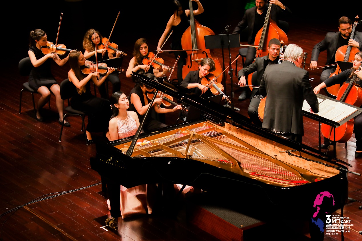 长江钢琴助力国际选手夺冠珠海莫扎特音乐周