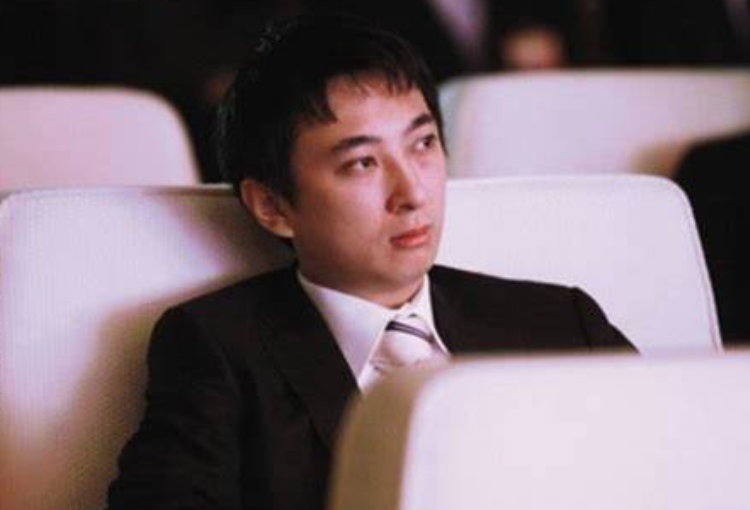 王思聰再次被限制消費(fèi);杭州青年汽車被法院裁定破產(chǎn)-鋒巢網(wǎng)