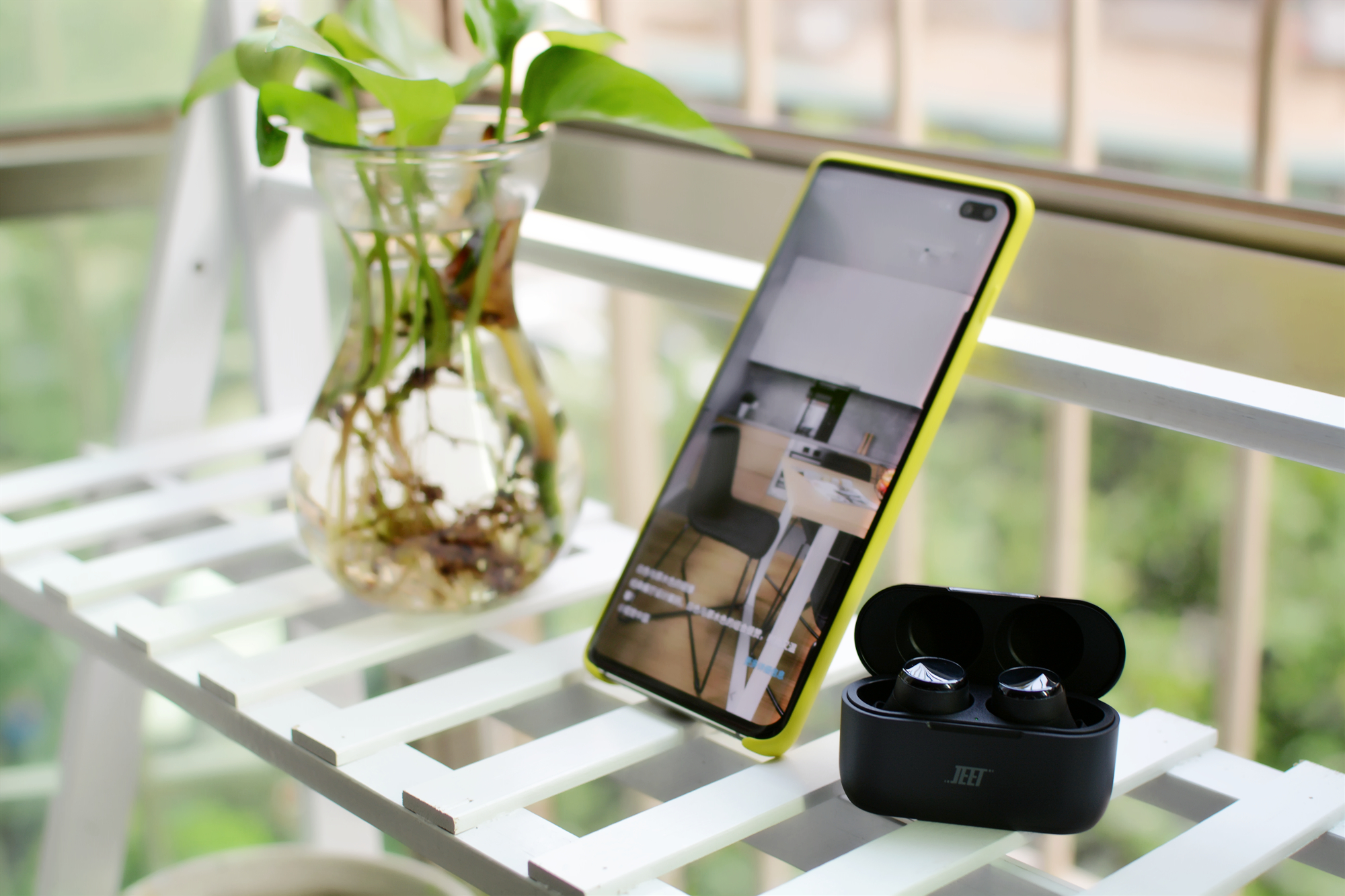 全频HIFI动铁单元，JEET Air Plus真无线蓝牙耳机带你玩转音乐