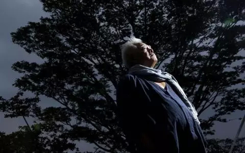 当我快被麻木的生活折磨至死时，只有这5首歌能救我...