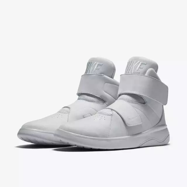 炒到一万的Yeezy算个屁，这款鞋够你在北京买套房了！