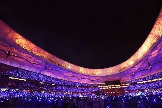 赵雷低调宣布鸟巢10万人开唱，民谣歌手即将创造历史！