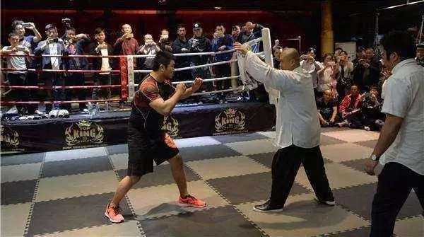 武林高手们阴死了徐晓冬后，却被这个叫阿米尔汗的印度男人啪啪打脸...
