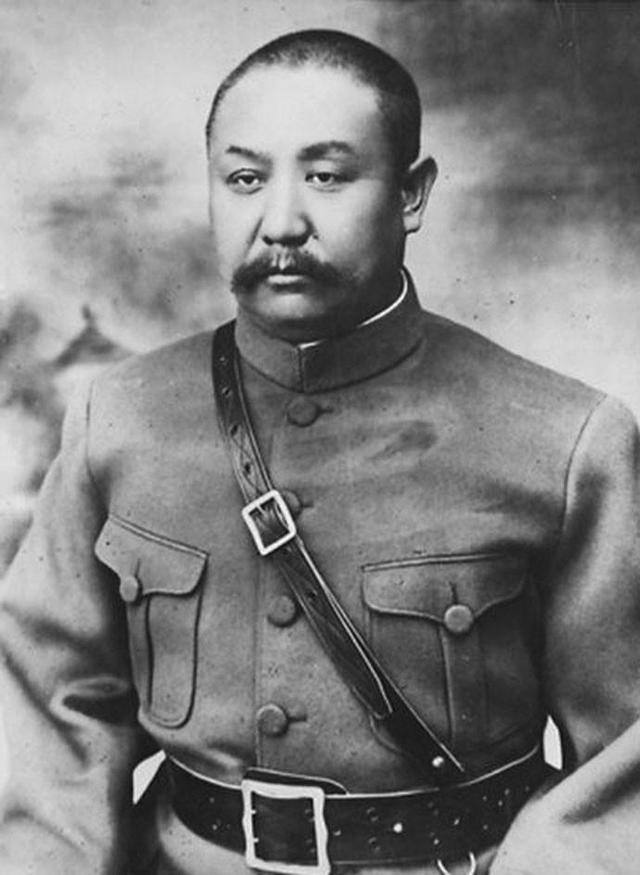 因同事贪污他成抗战首个因丢防区被处决的军长