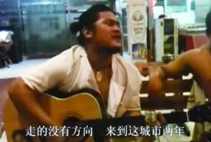 因改编《加州旅馆》爆红，连黄秋生为他点赞
