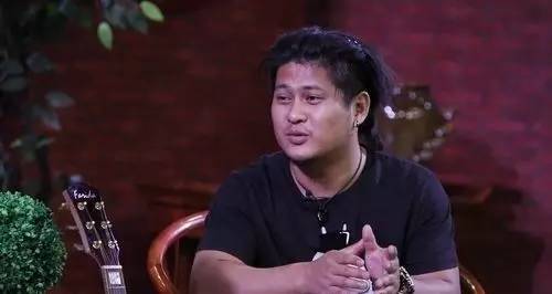 因改编《加州旅馆》爆红，连黄秋生为他点赞