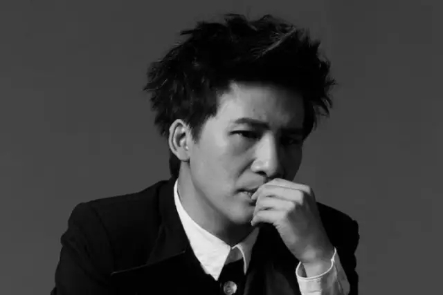 大张伟重唱金曲被打脸，曾经不可一世的朋克也没脾气了