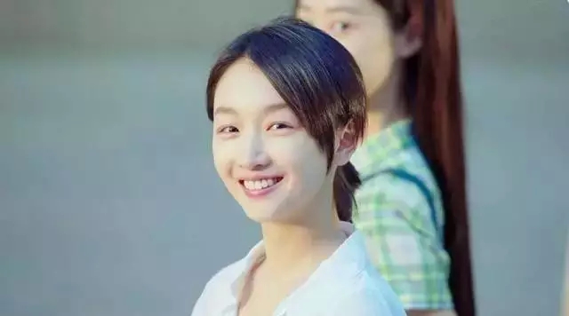 李健献唱热播剧《春风十里不如你》，周冬雨搭戏张一山释放荷尔蒙