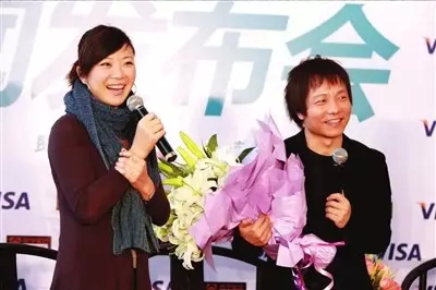 许巍、叶蓓新歌首发：我们依旧是个流浪的孩子