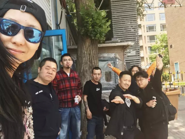 来自大西北的他们唱歌骂脏话、没钱还做巡演，却是成军最久的一支
