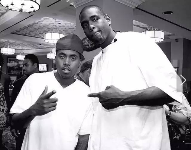 每个成为NBA巨星的黑人，都是被篮球耽误的嘻哈大佬