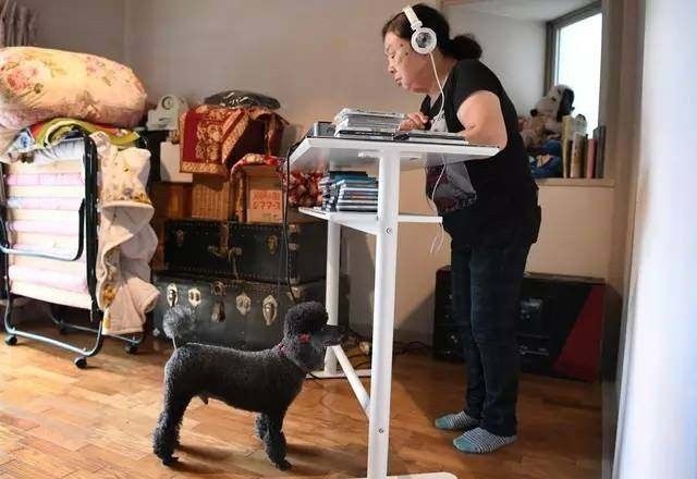 82岁最野DJ老奶奶：老娘就是死，也要死在舞台上！