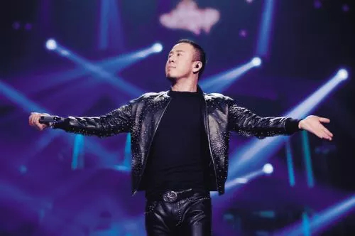 杨坤《天籁之战》抄袭枪花：丝毫不差的照搬，你当听众都是聋子？