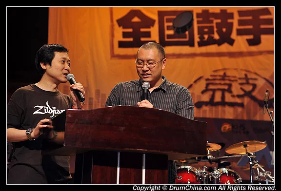 他曾是老狼苏阳的鼓手，鼓点里充满了深情，如今却不幸英年早逝...