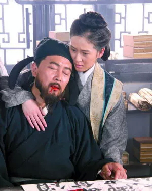 蠢货唐国强其人