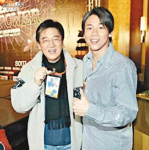 这个“叛国三十年”的老头，才是真活着