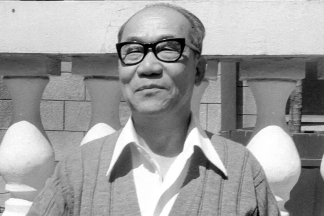 除了这个离经叛道的相声鬼才，谁还敢收郭德纲为徒？