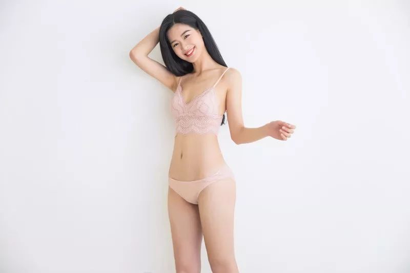 美季美优内衣怎么样_深田咏美内衣图片(2)