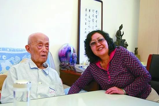 这位怒骂北大的“反革命”作家，与中国教育一斗就是70年！