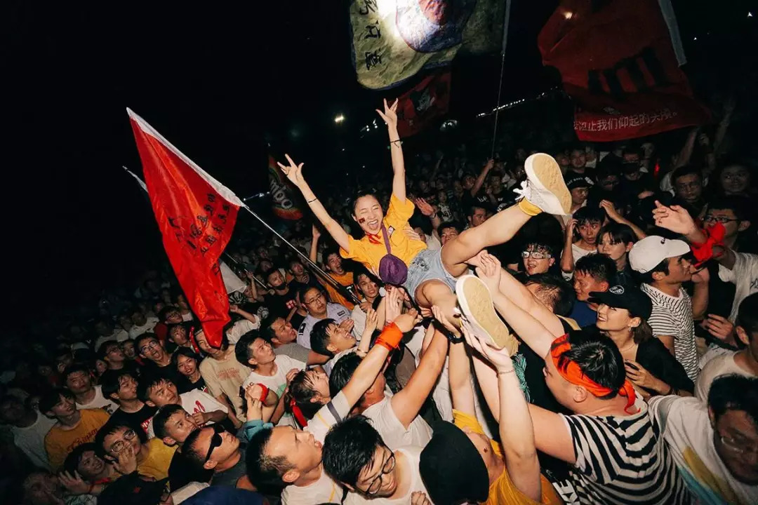 伪摇称霸、咸猪手扎堆，当音乐节成为大型装13现场，你还会去吗？