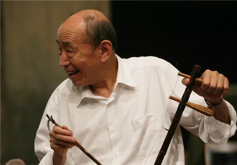 “银幕第一父亲”走了，影视圈所有好演员都在悼念他