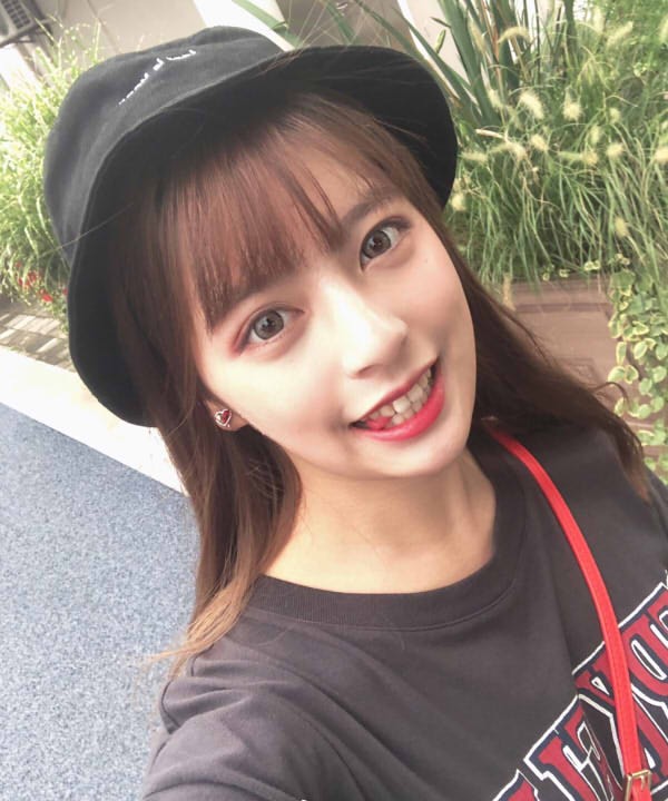 giiallo98年处女座的小姐姐精致可爱