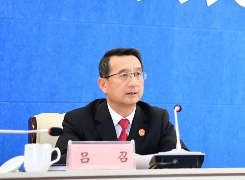 12月20日下午,由云南省高级法院党组成员,副院长吕召带队的考核组莅临