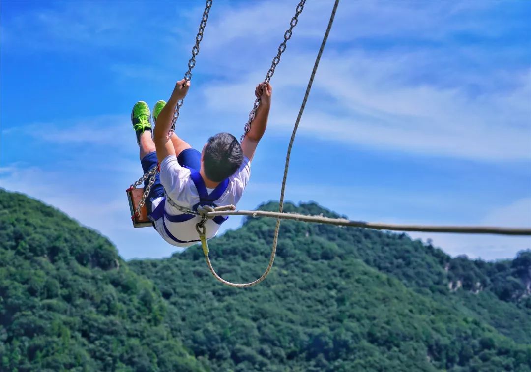 大爆料继玻璃桥碎了之后昆明西游洞又出幺蛾子了