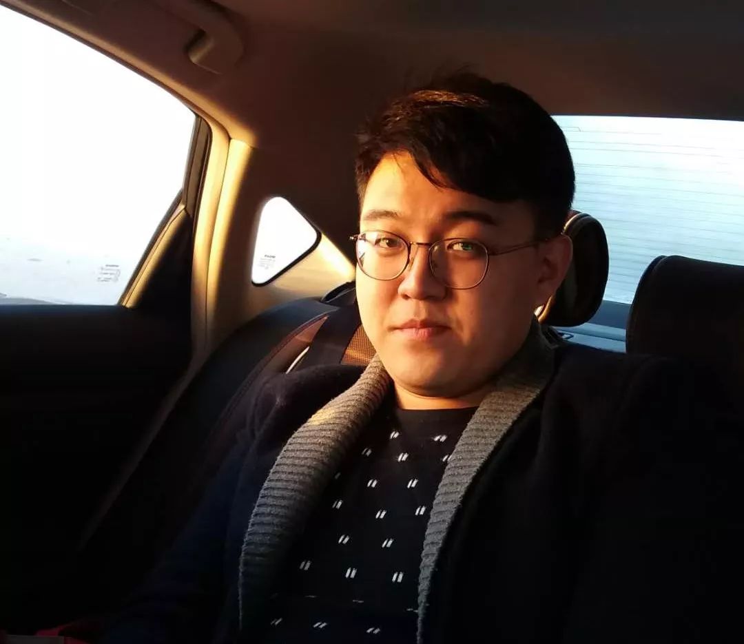 林天阳3"相信每一首都有自己的故事,而我是讲诉故事的人,我希望用我