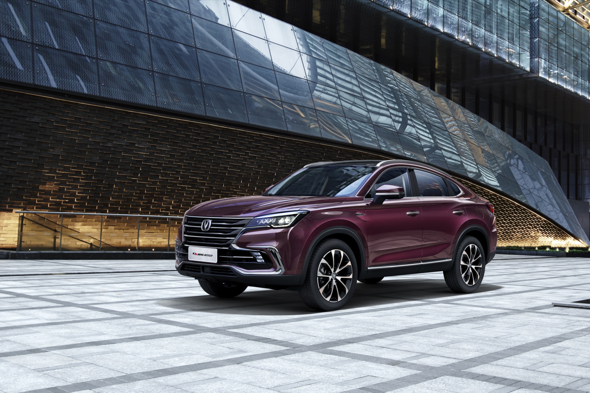 轿跑suv"推进者"来了,长安cs85 coupe 1.5t上市11.99万元起