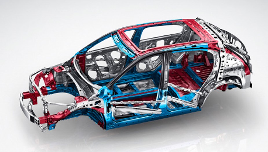 高强度钢,bfi一体式高强度车身,凯迪拉克xt4中保研测试获三优