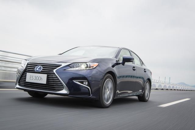 中端车市场雷克萨斯e300算有实力的一款车