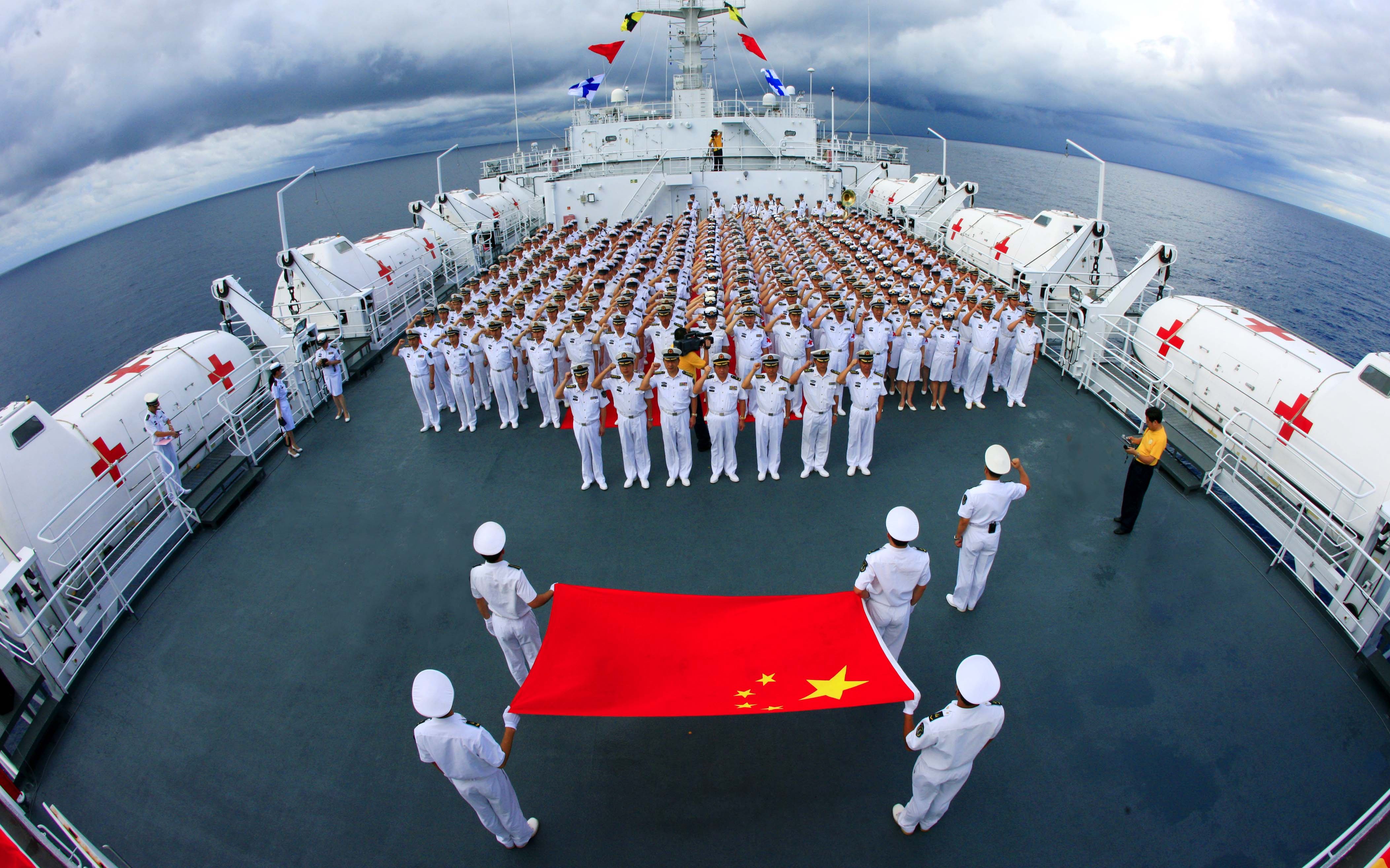 我个人觉得,这么多的军事题材电影而且剧情差不多,有了开头就可以猜出