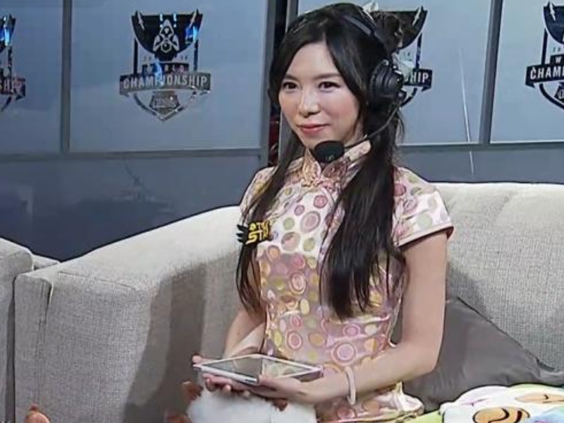 lol小楼向前男友笑笑道歉赔罪喷kid德云色只为蹭ig热度打广告