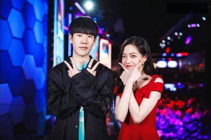 theshy拒绝skt是因为他已有中国女友网友比faker强