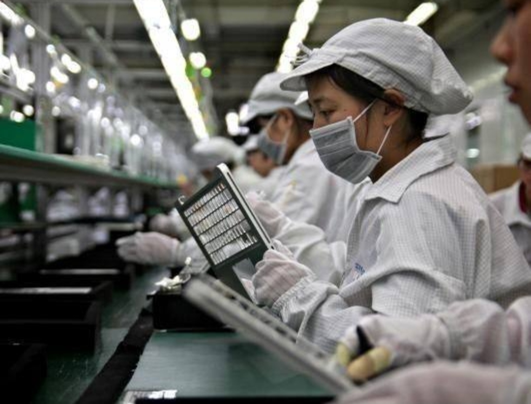 为解决口罩紧缺富士康紧急跨界引入口罩生产线将日产200万只