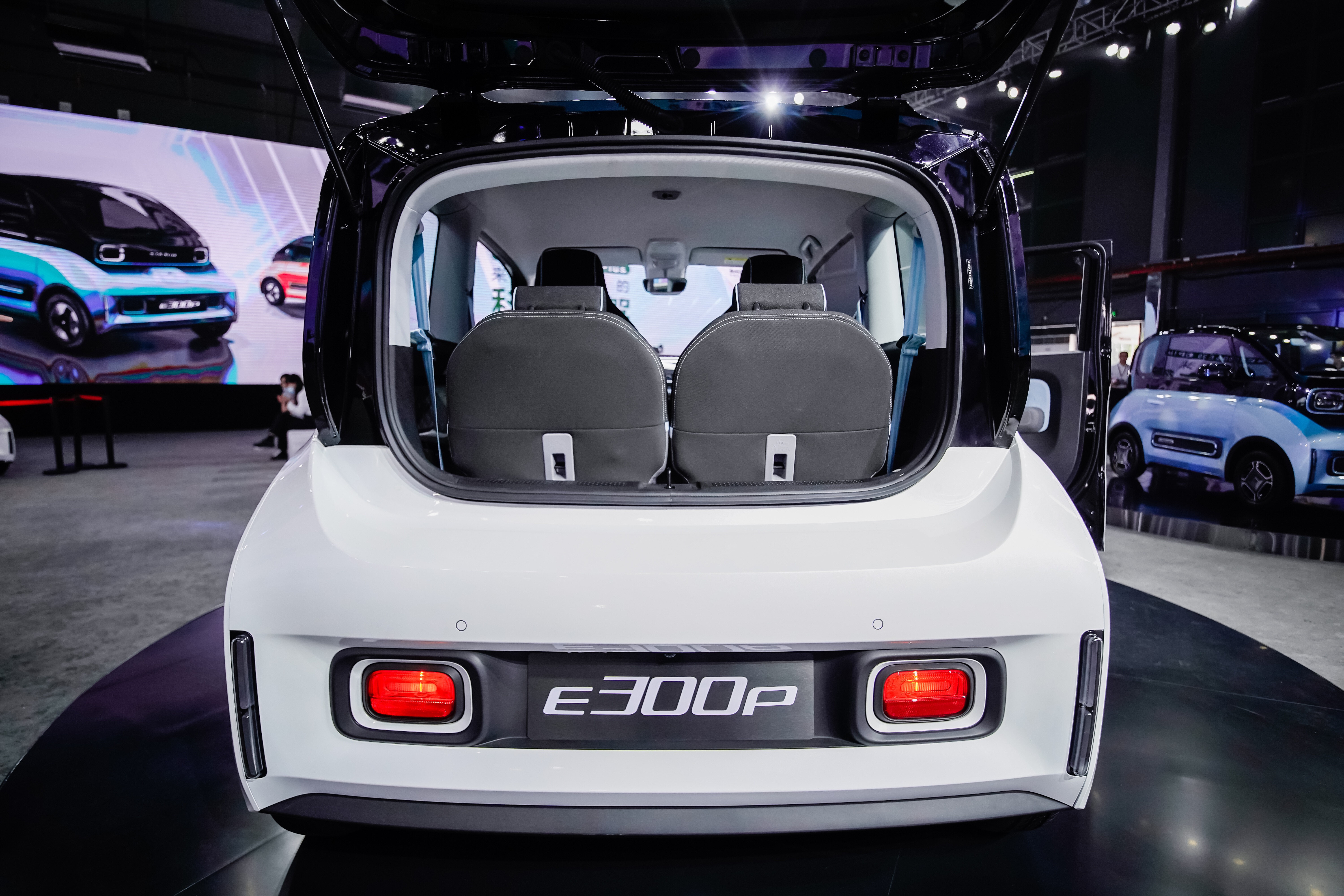 来自未来的科幻座驾 新宝骏e300/e300plus正式亮相