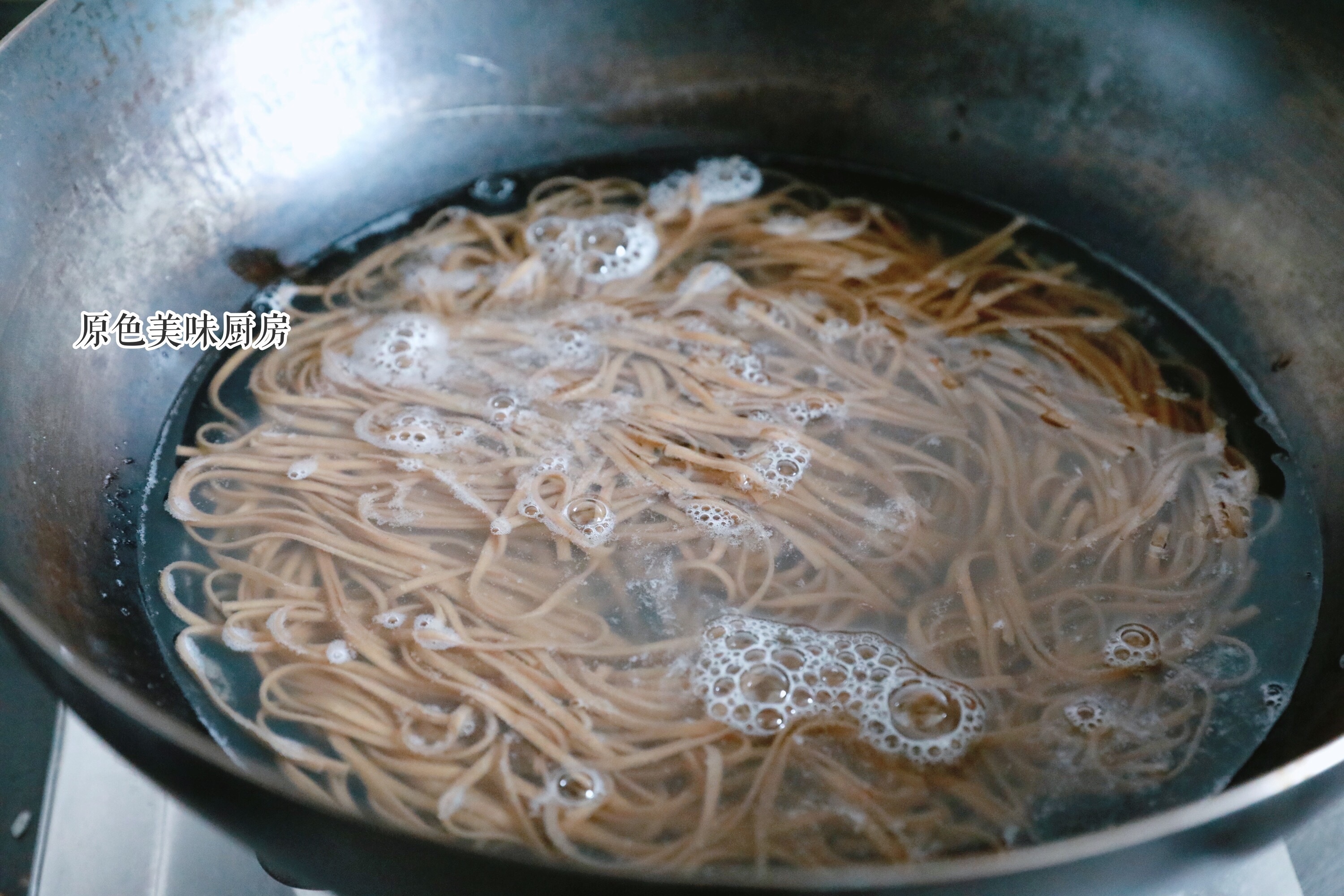 炎炎夏日最爱的一款主食，好吃不长肉，一碗不过瘾