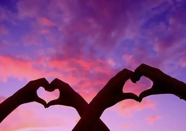 幽美塔罗牌占卜爱情：在他心里拿我当什么