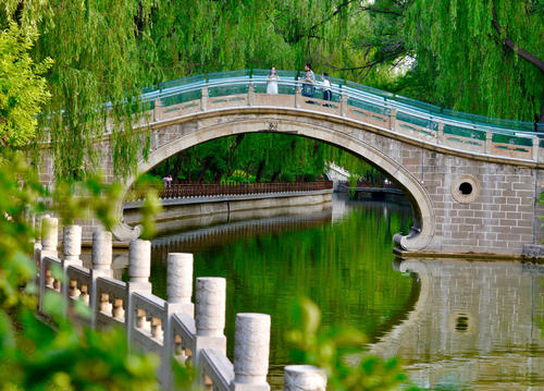 去看園林碑刻,品味文學藝術,感受太原城中經典的園林遺存——文瀛公園