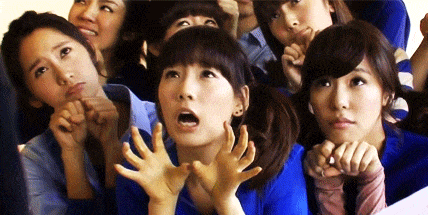 美女GIF：不好好健身，妹子竟然还跪下了？