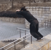 搞笑动态图：以为是沙雕，其实是王者