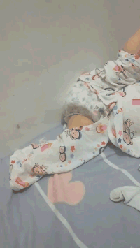 搞笑GIF：老二的日子也不好过啊！！