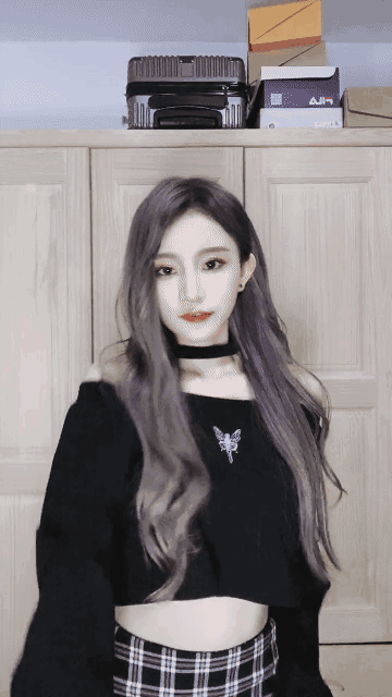 邪恶美女动态GIF图片：这身材无可挑剔 - 第2页 美女动图 第2张