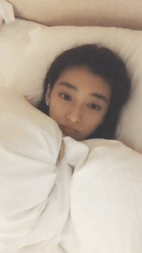值得看的美女GIF：妹子如此喜欢绿！何不与我绿了你男友！